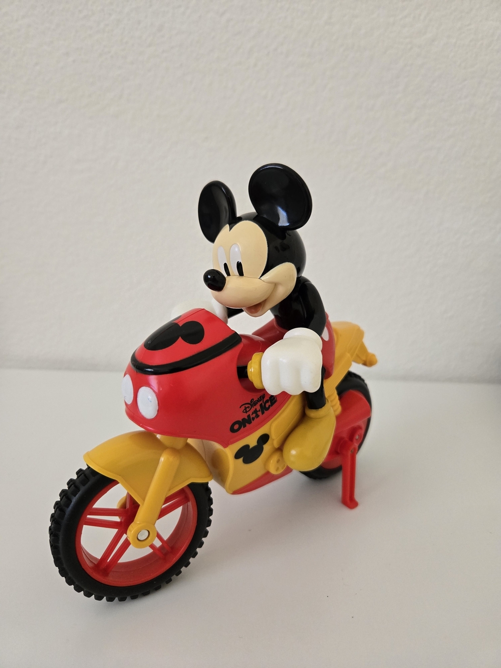 2001 Disney On Ice Mickey Mouse Rev & Go Motorcycle collectible toy